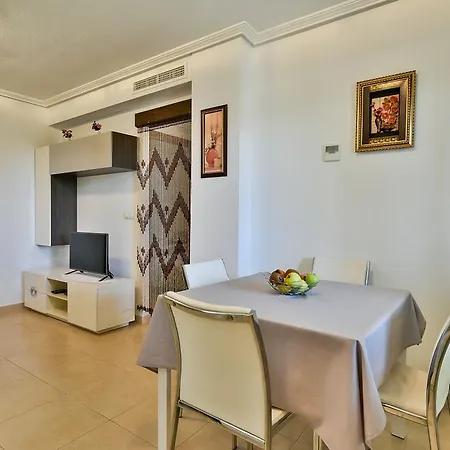Altos De Bahia Apartment *